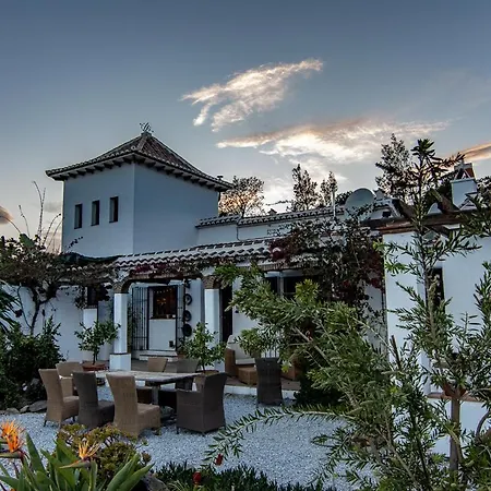 Casa San Andreas Eco Vegan Bed & Breakfast